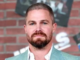 O ator Stephen Amell, de Arrow, vai estrelar derivado de Suits, Suits L.A.