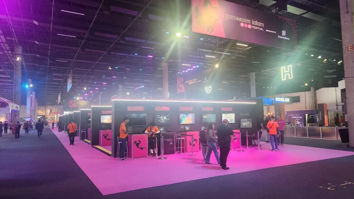 Espaço da Big Festival dentro da gamescom latam, com dezenas de jogos para serem testados
