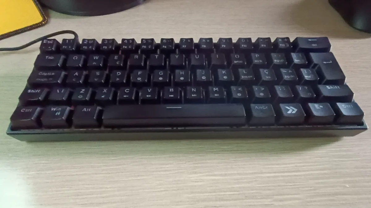 kbm teclado tg600 imagem 001