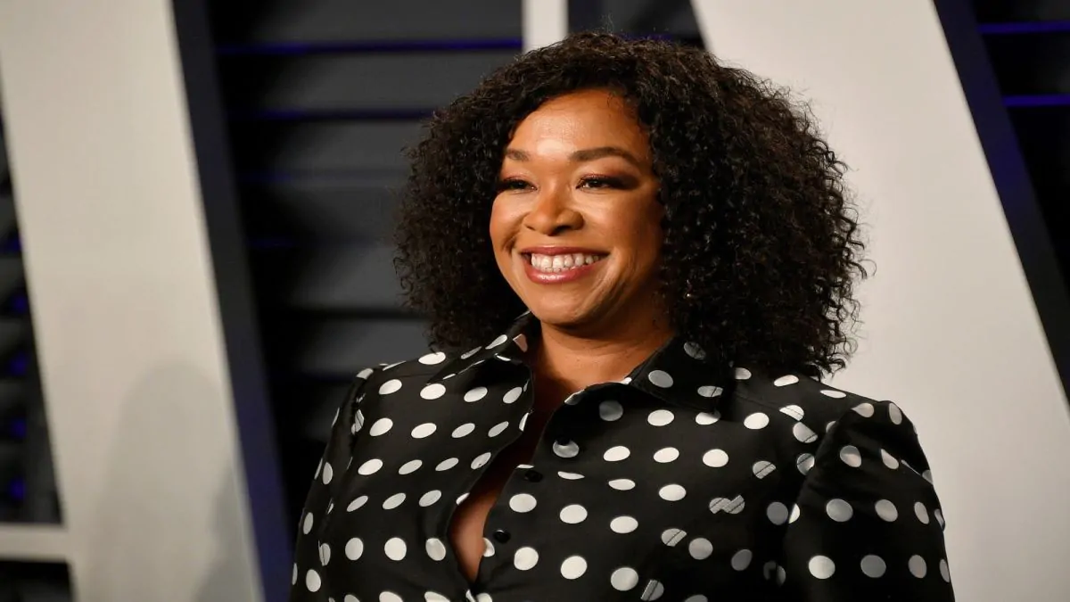 Shonda Rhimes amplia sua parceria com a Netflix